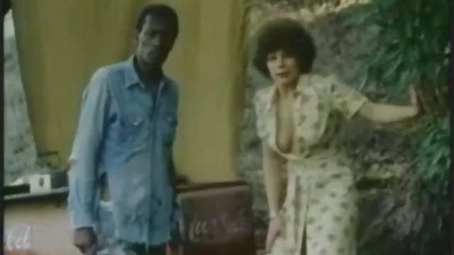 XXX بدون ثبت نام دو دانلودفیلم سوپرشهوانی فاحشه خانه!